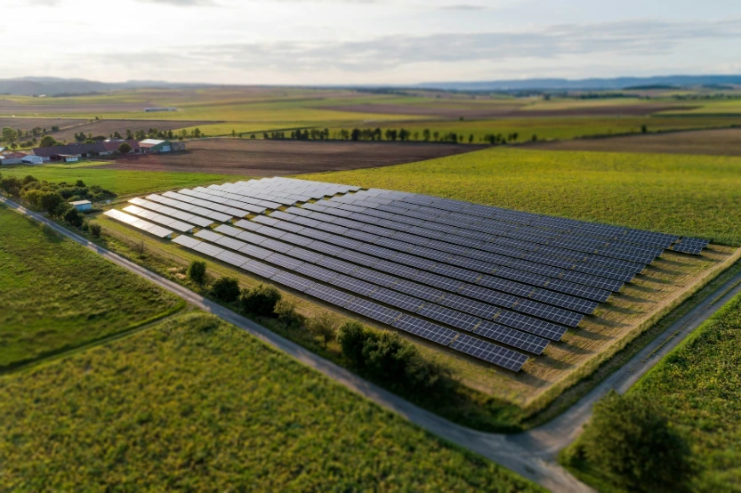 2KW HYBRID SOLAR SYSTEM (UTL Pannel 525 *4 Nos DCR, 2 Battery , 3KW Hybrid Inverter, GI Solar Structure , Solar DC Cable , MC4 Connector - As per site , Lug , Cable , Ties , Pvc Shaddle , Nut , Bolt , Washer , Insulator , Fastners - As pwe site , Conduit Pipe PVC - As per site